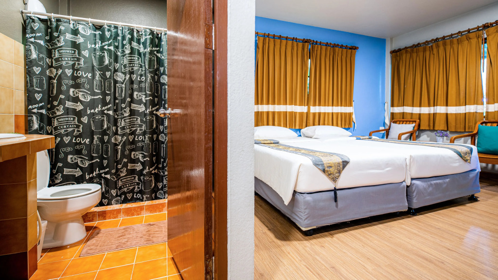 Baan Klang Aow Beach Resort