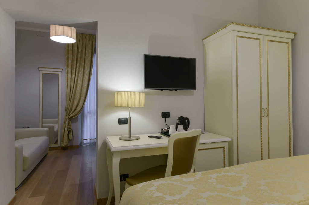 Gravina Suite Frattina