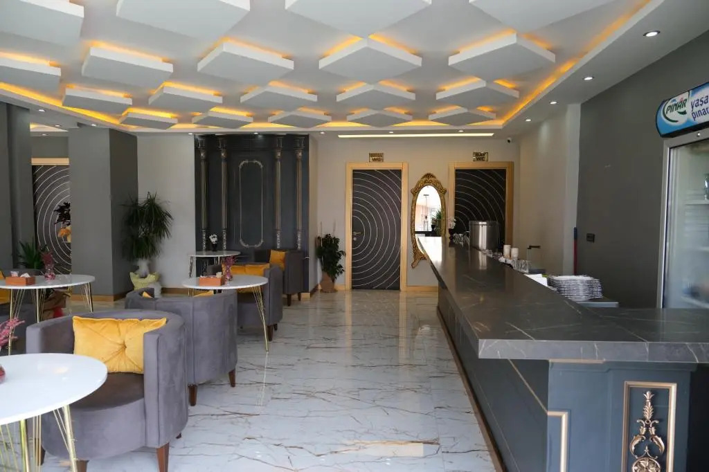 Dorel The Hotel