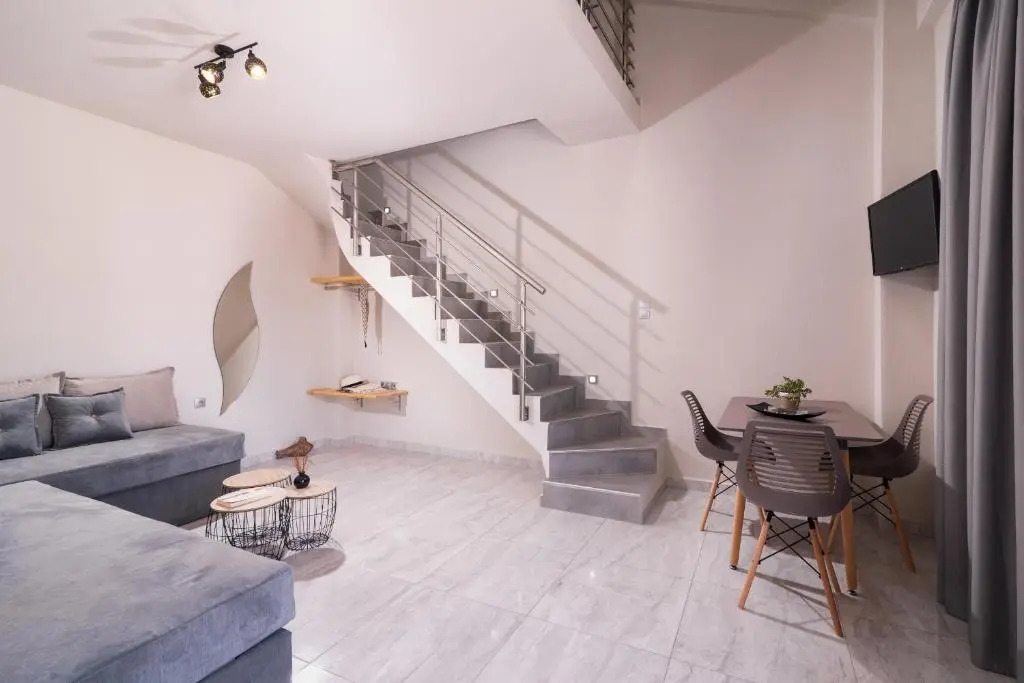 Xenia Suites