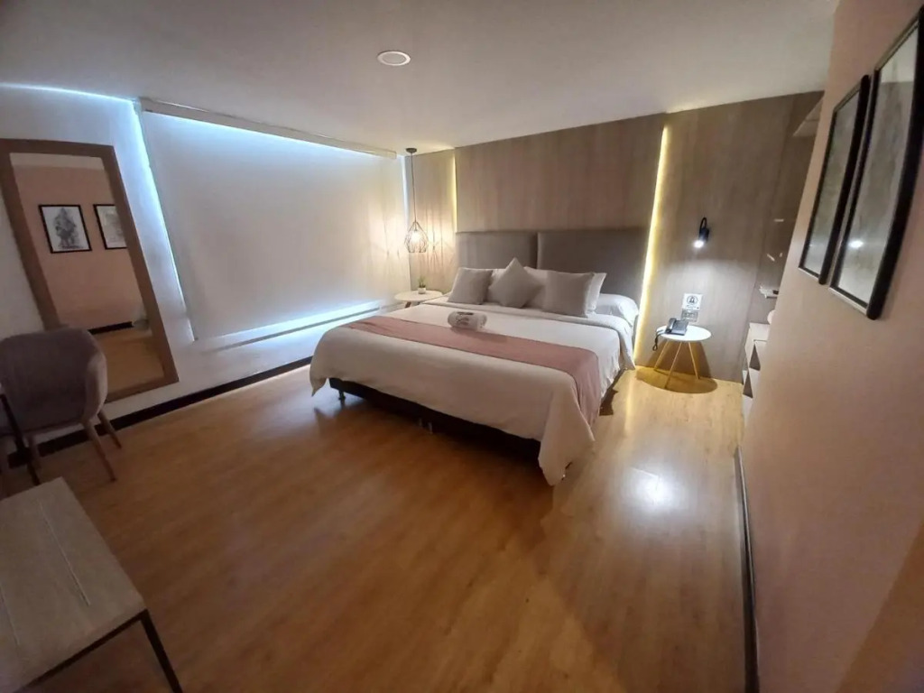 HOTEL SANTORI