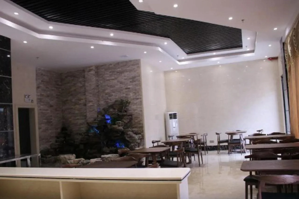 Bolang Hotel