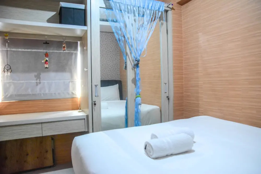 1 Bedroom at Green Pramuka Apartment by Travelio