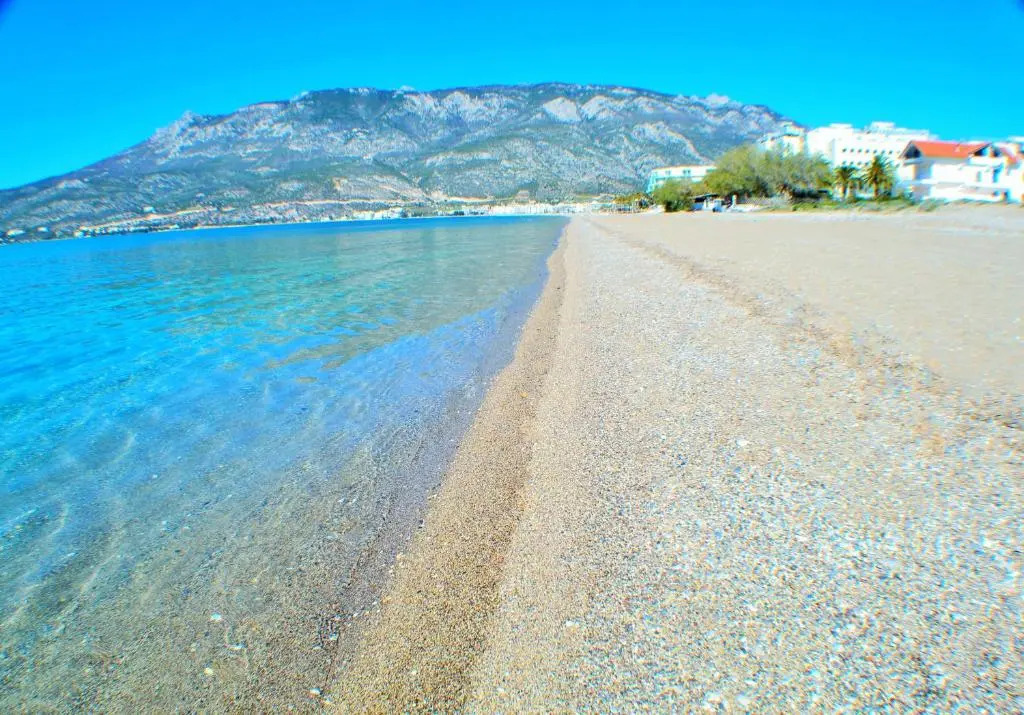 Loutraki Diamond beach house