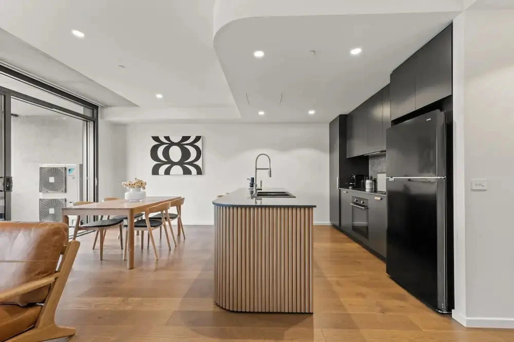 Stylish 2-bed in Braddon With Alfresco Dining