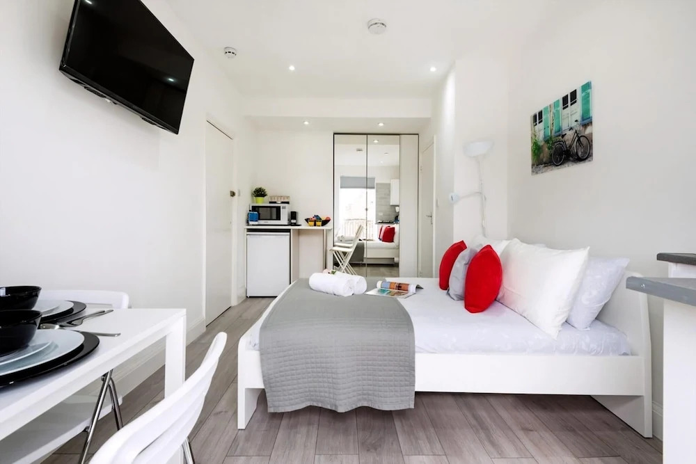 The Armadale Road Residence