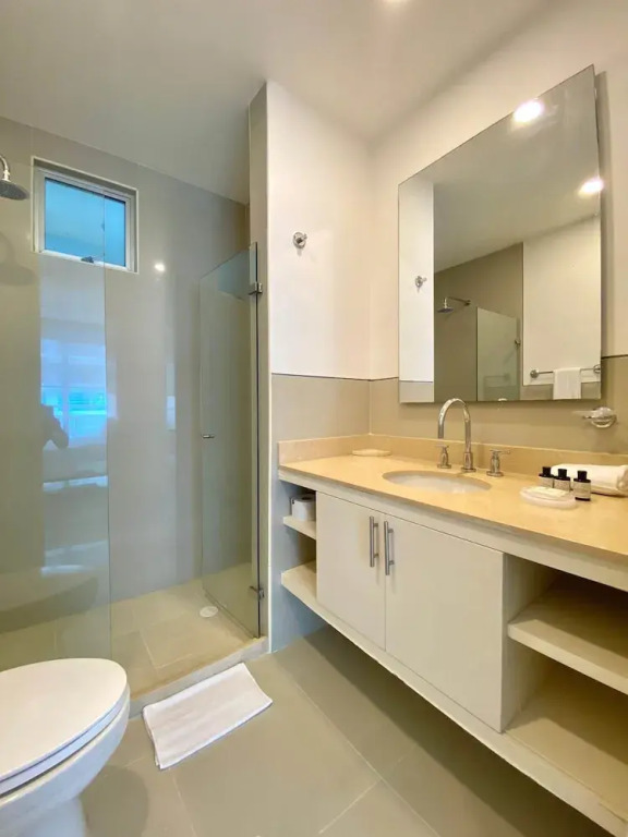 w Impeccable 2BR w Charming Balcony in CTG