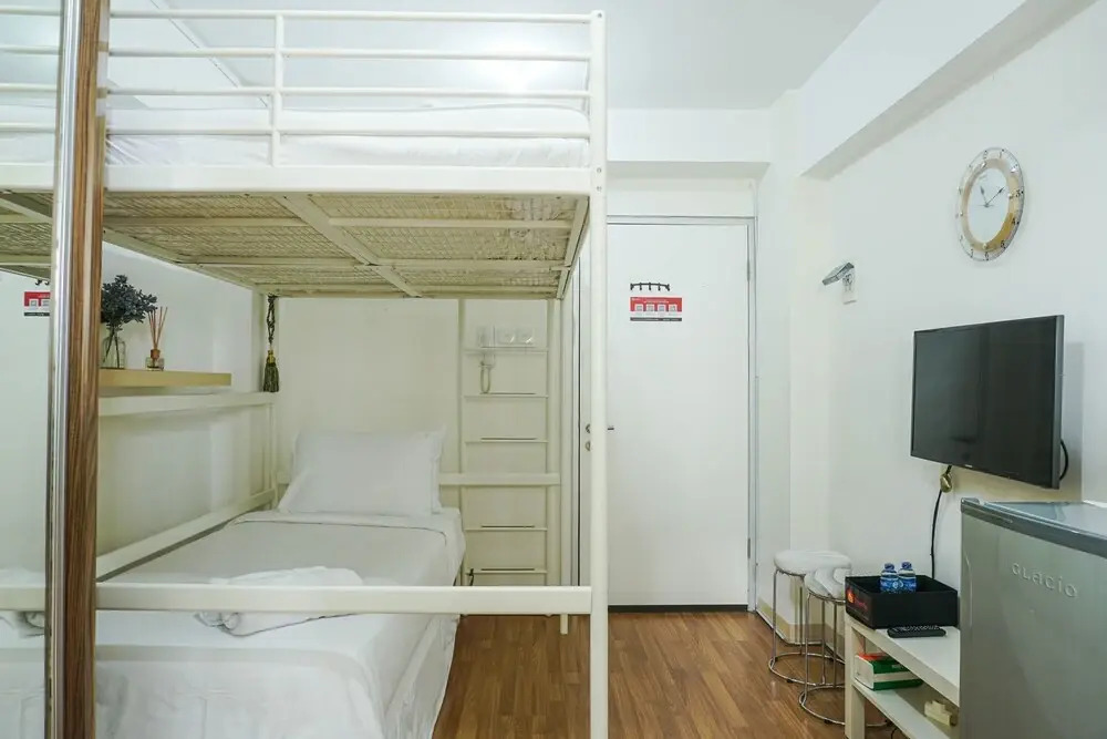 Compact and Scenic Studio Room Green Bay Pluit Apartment
