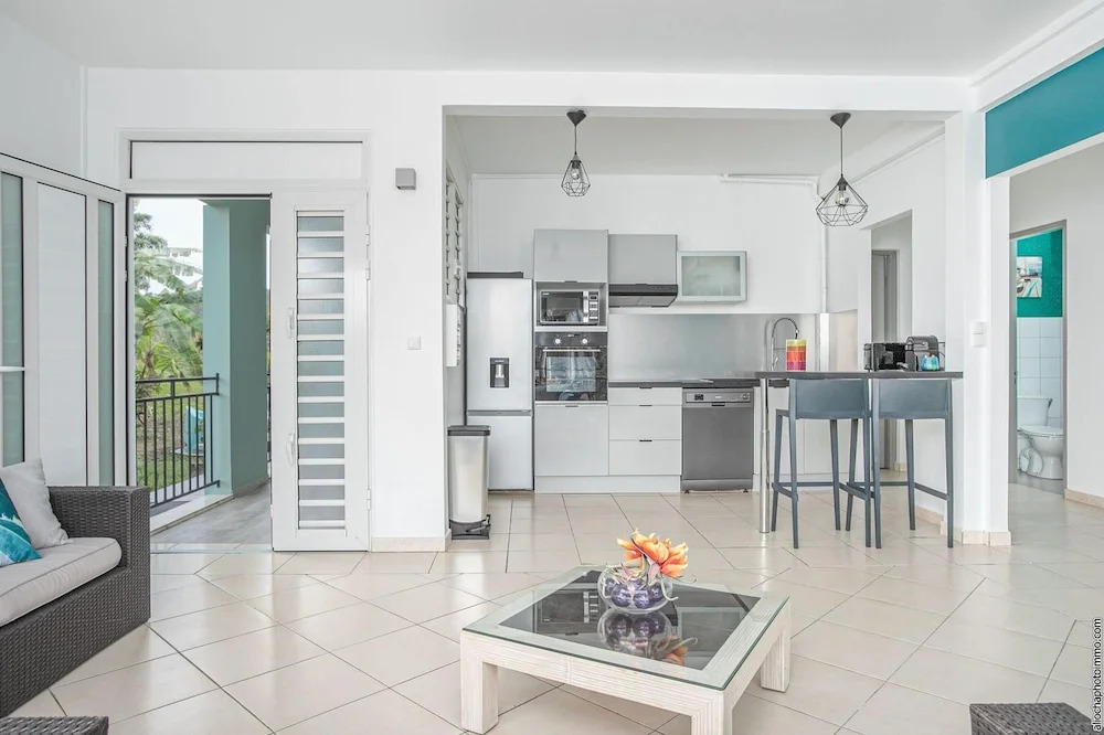 Apartment with 2 Bedrooms in Les Trois-Îlets, with Wonderful City View, Enclosed Garden And Wifi - 50 M From the Beach