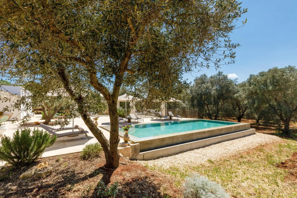 Lamia del Bosco con Piscina