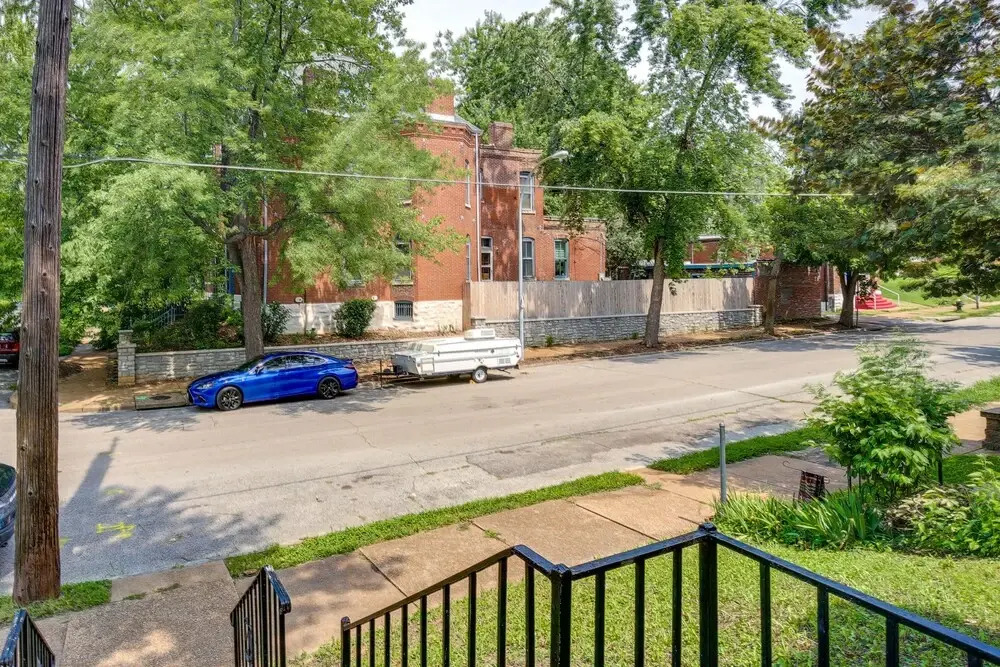 Modern St Louis Vacation Rental Near Benton Park!