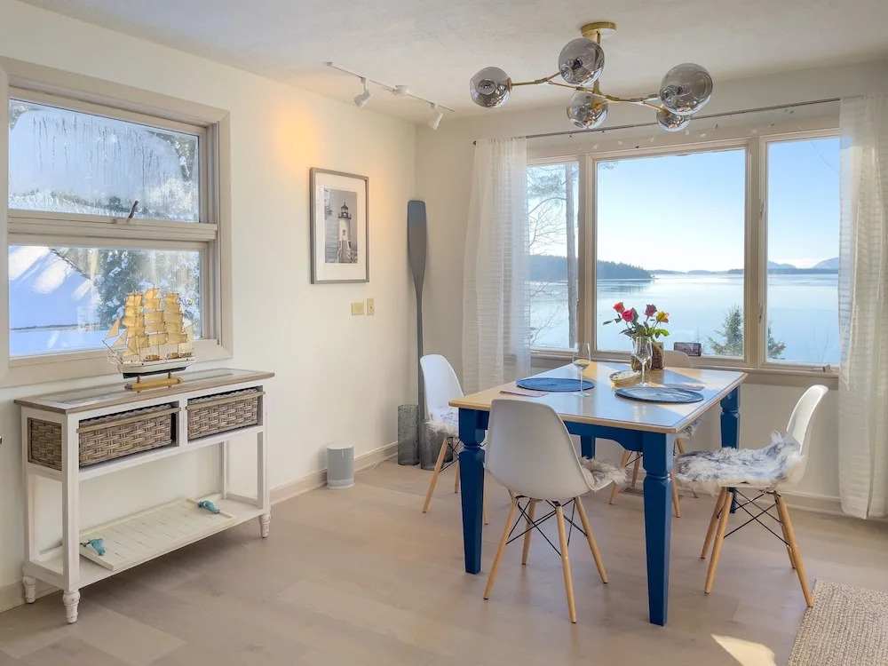 Lucky Stone Retreat - Private Beach & Acadia View