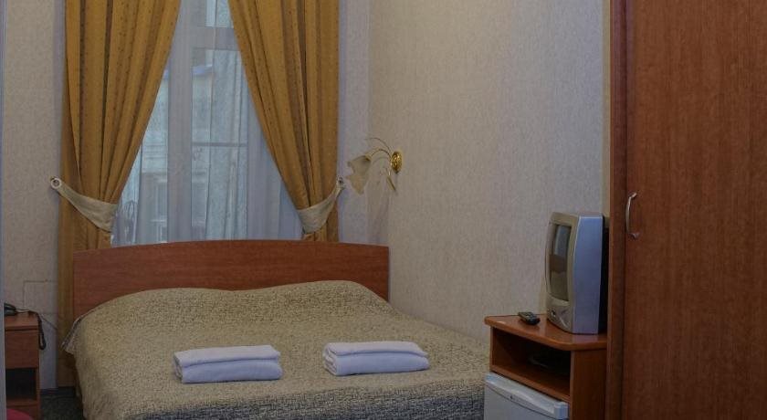Меблированные комнаты Амулет на Большом Проспекте
