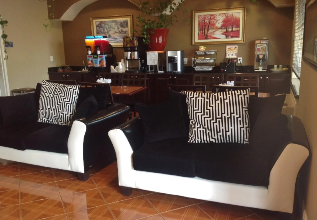 Regency Inn