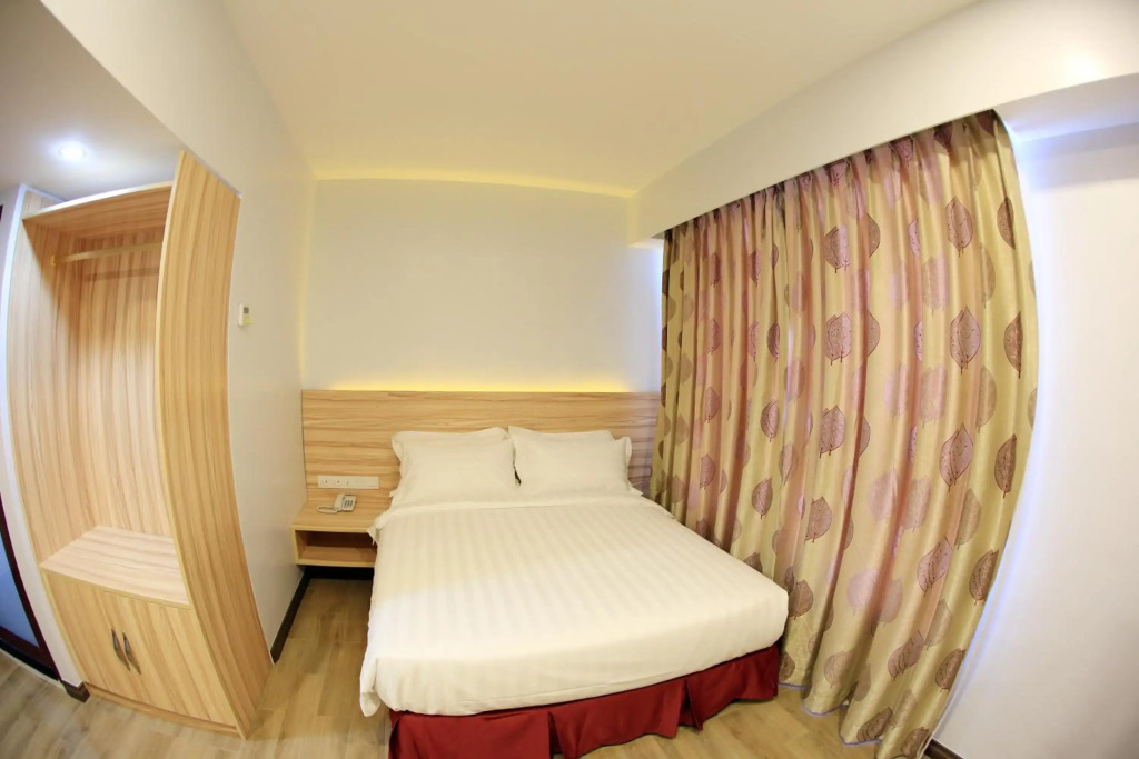 City Garden Hotel