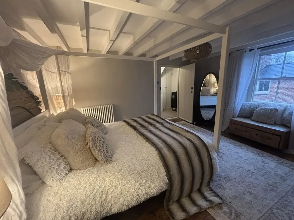 Coupling Cottage