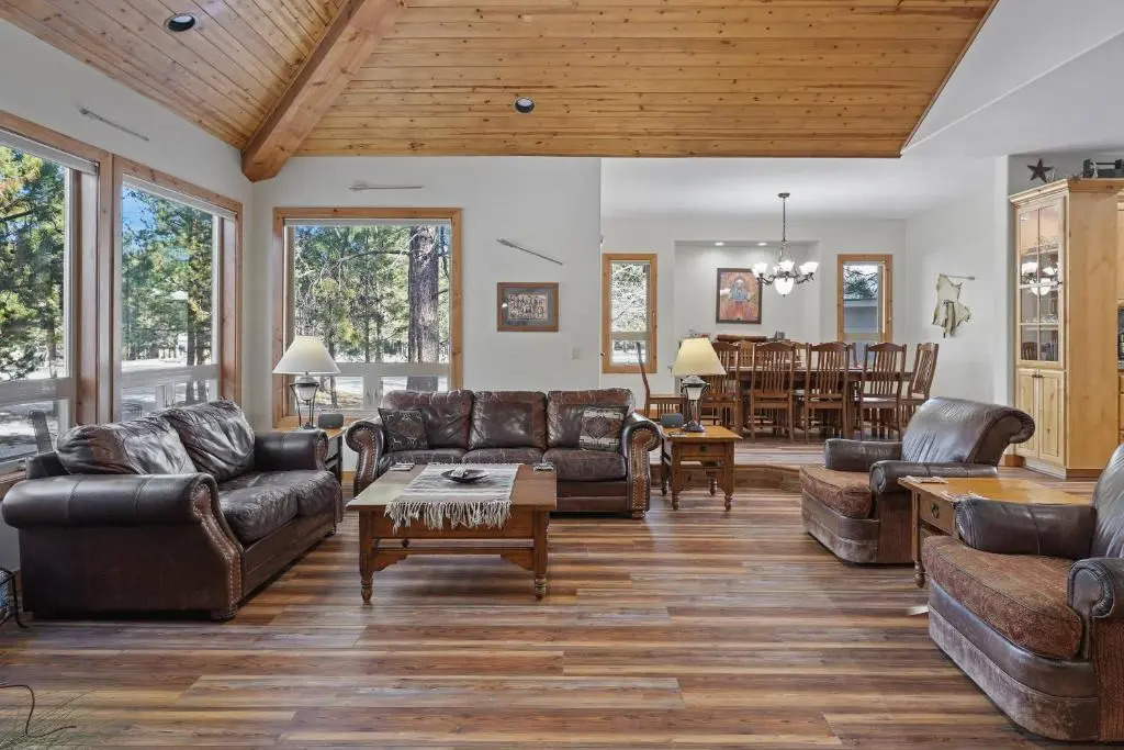 Vine Maple-Golf View-5Br/4.5Ba