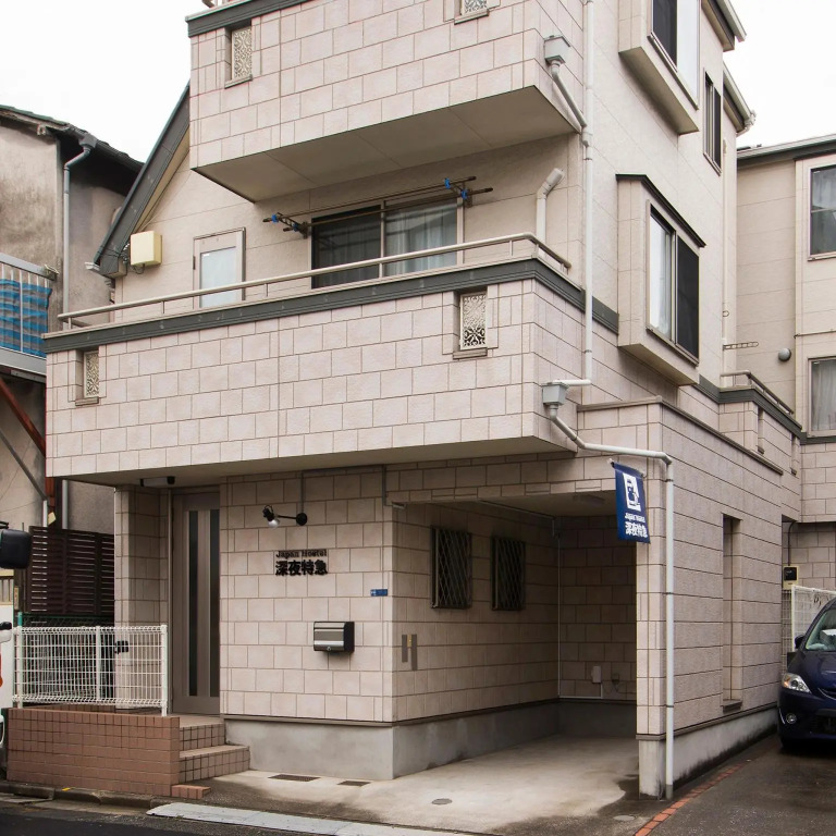 Japan Hostel Shinya Tokkyu