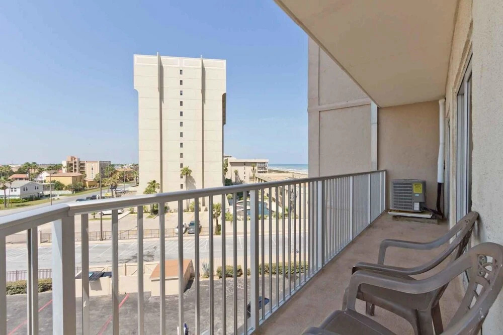 Aquarius Condominium 401