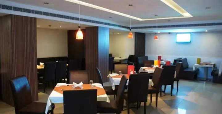 Hotel Midcity