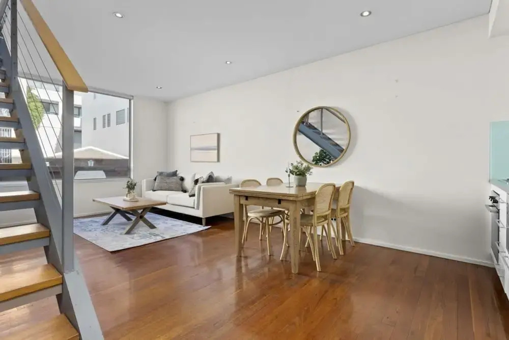 Beautiful Bondi 1-bed Apartment Meters From Beach