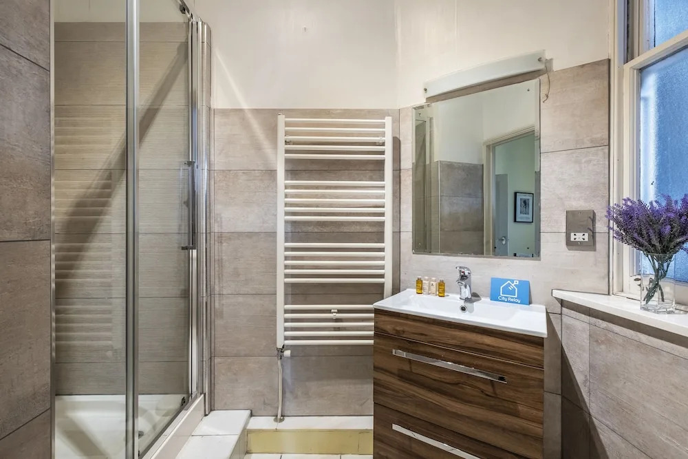 Lovely Alexandra House Retreat - JAN