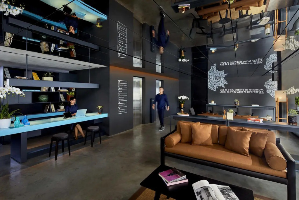 ARTOTEL Gajahmada Semarang
