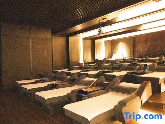 Yan'an Zhiping Hotel