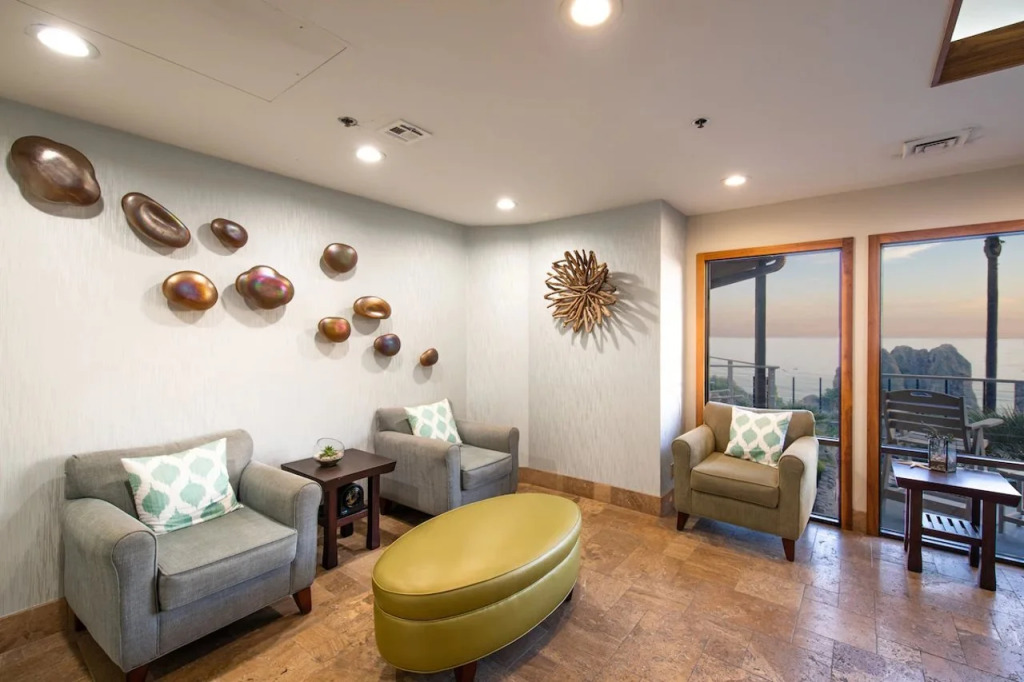 Inn at the Cove