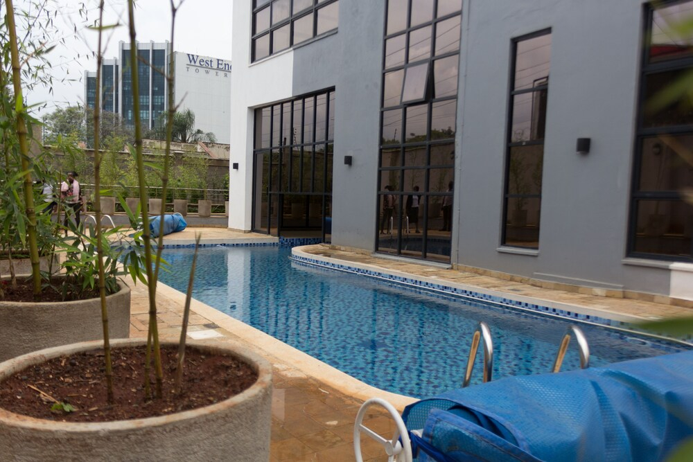 Lux Suites Nova APartments Westlands