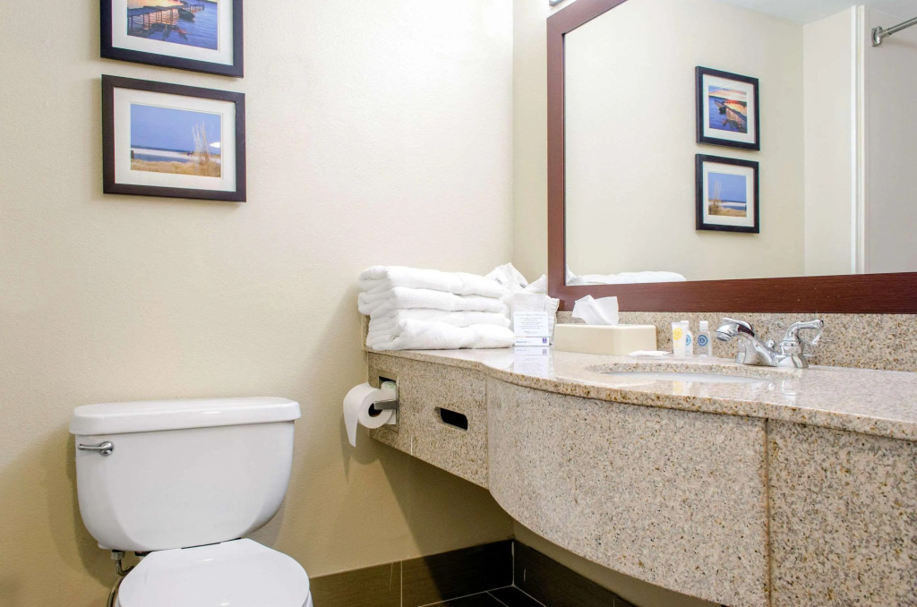 Comfort Inn & Suites Biloxi-DIberville