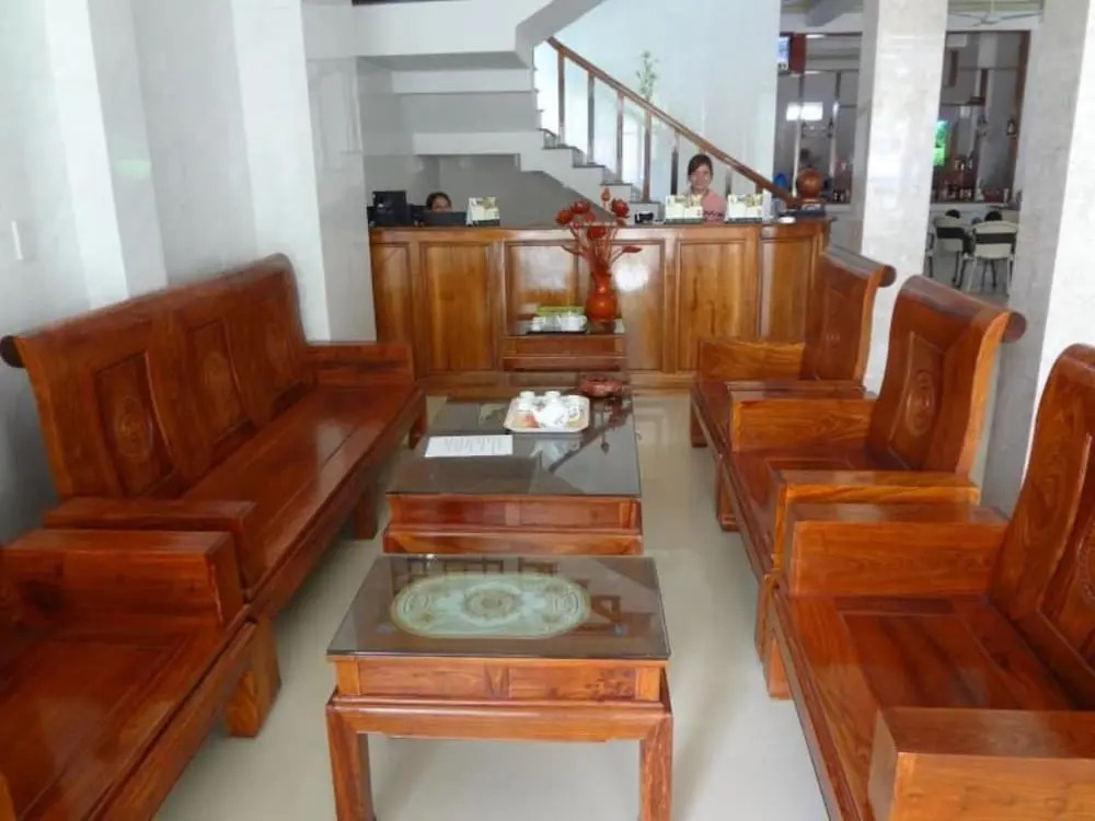 Paradise Hotel