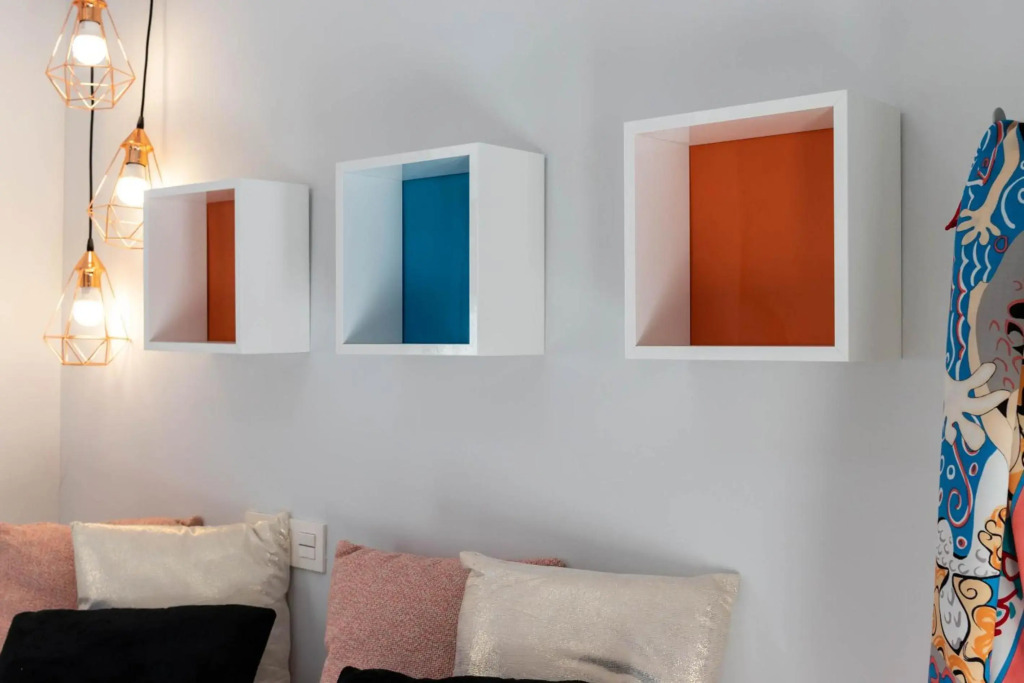 Acogedor, de Diseño Moderno en Zona Antigua