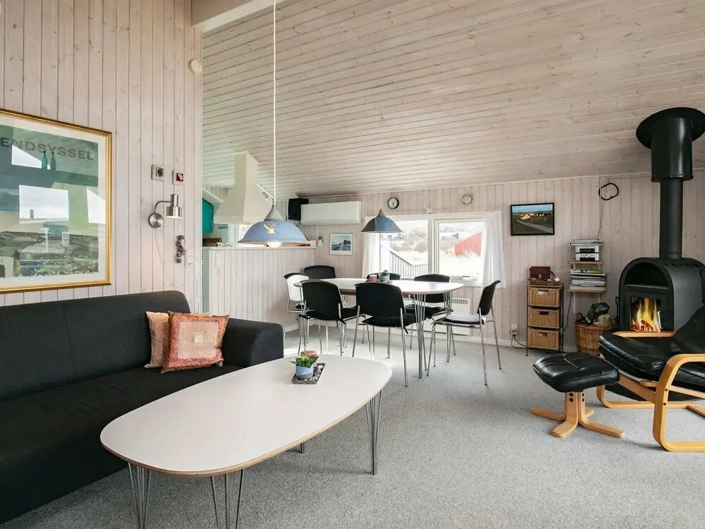 Spacious Holiday Home Nearby the National Park Loonse en Drunese Duinen