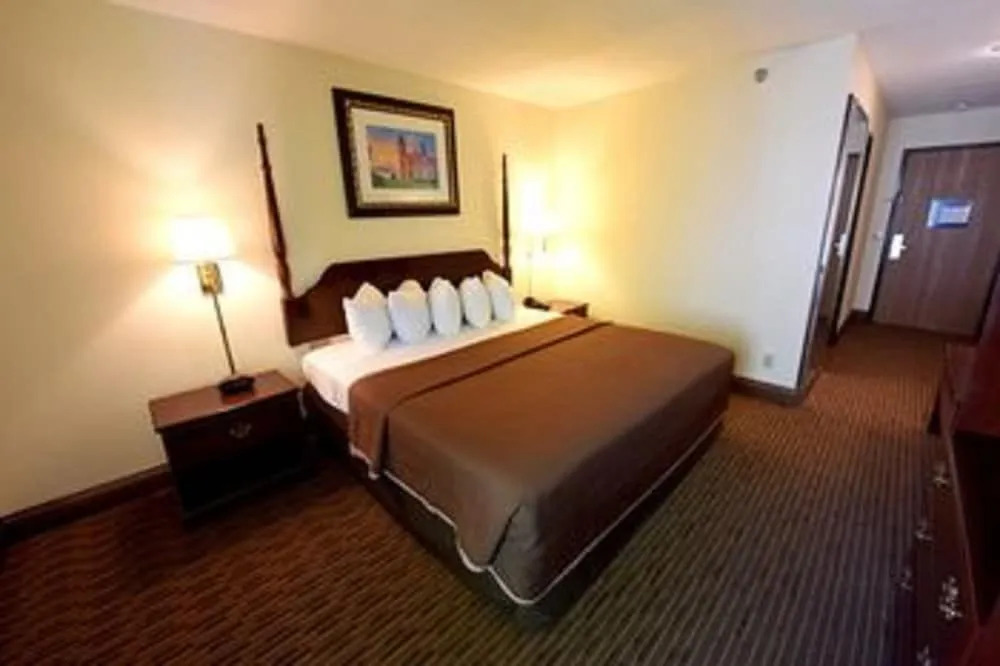 Mackinaw Budget Inn