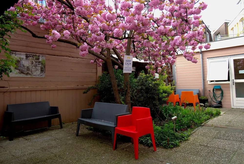 Shelter Jordan Amsterdam Hostel