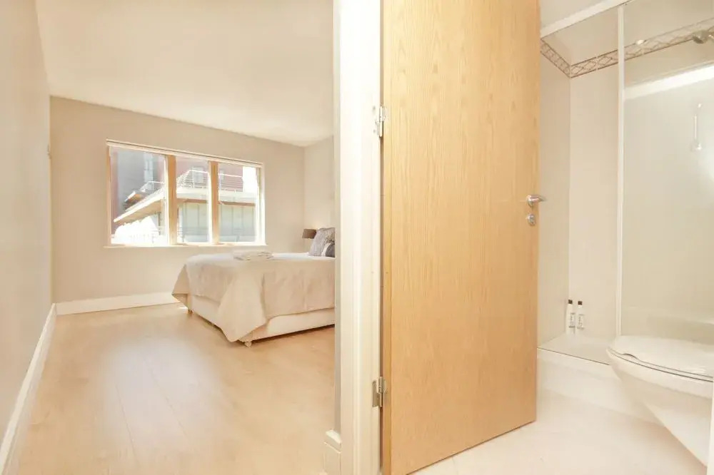 Luxury Asgard Road Apartment