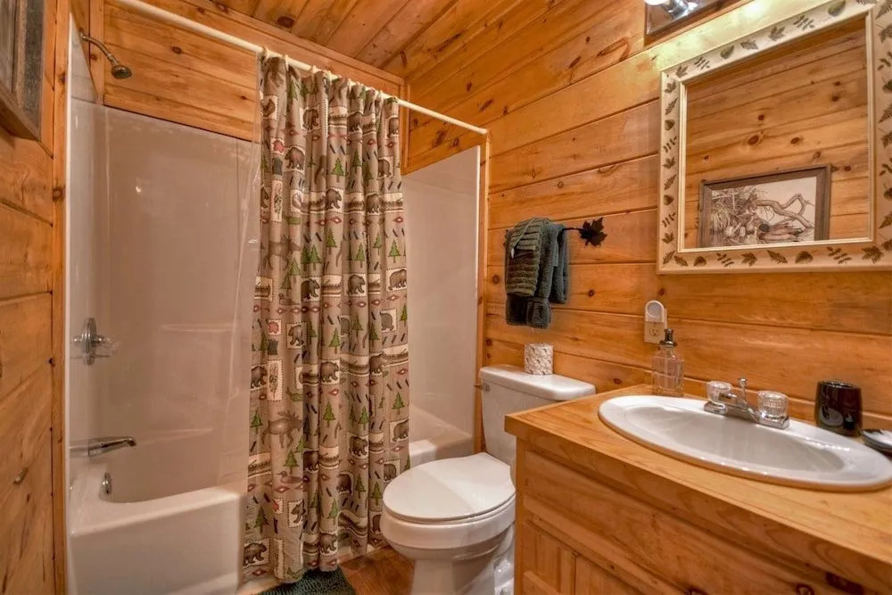 Grey Wolf Lodge