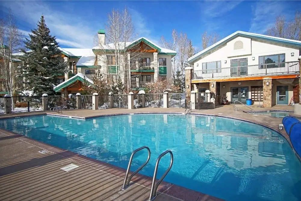 Storm Meadows Club A-320 - 2 Br Condo