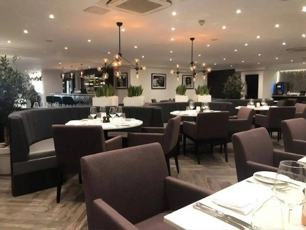 Samlesbury Hotel