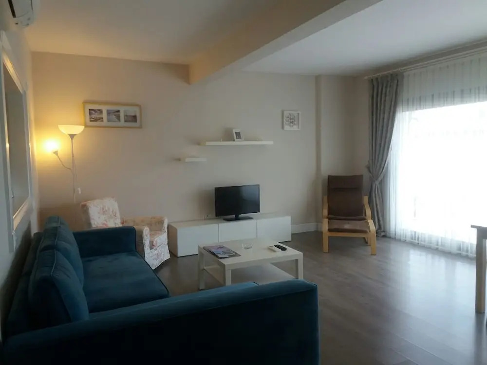 Azure Vista Residence and Suite Hotel