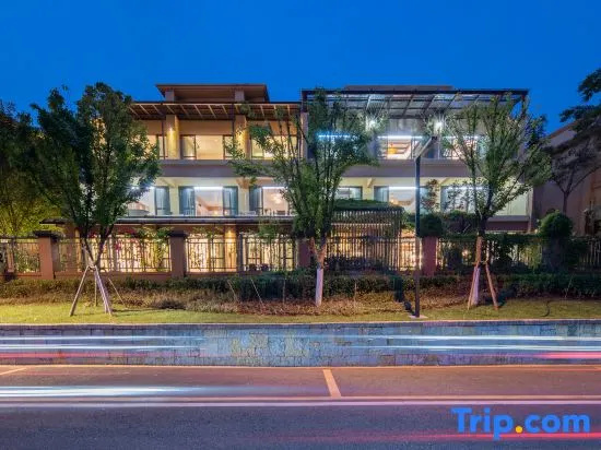 Fuxian Lake Qixili Homestay