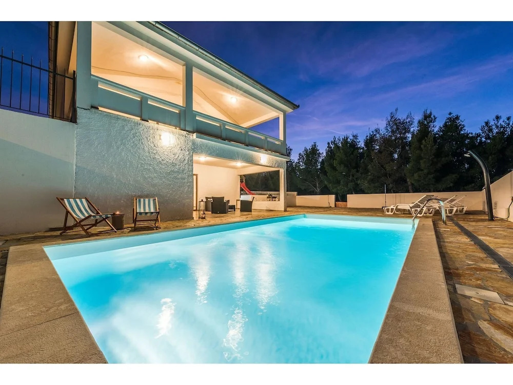 Villa More