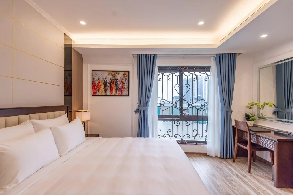 Reyna Luxury Hotel