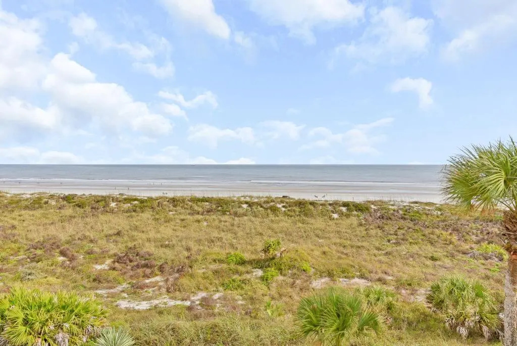 Island View, 2 Bedrooms, Sleeps 8, Ocean Front, Pool, Tennis, WiFi