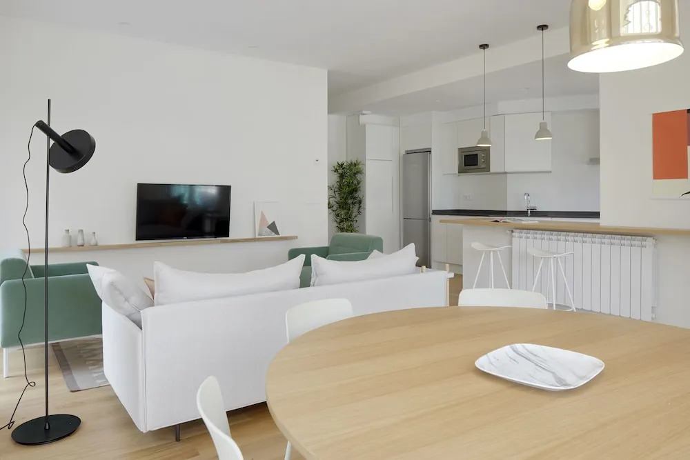Belle Sebastian apartment by FeelFree Rentals