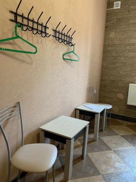 Novichok - Hostel