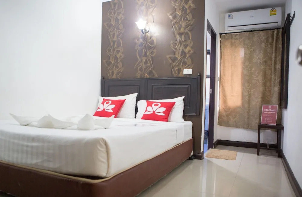 ZEN Rooms Basic Phra Athit