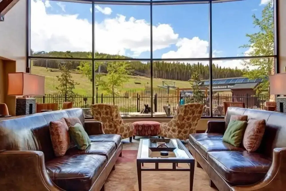 Crystal Peak 2 Bedroom Condo at Peak 7