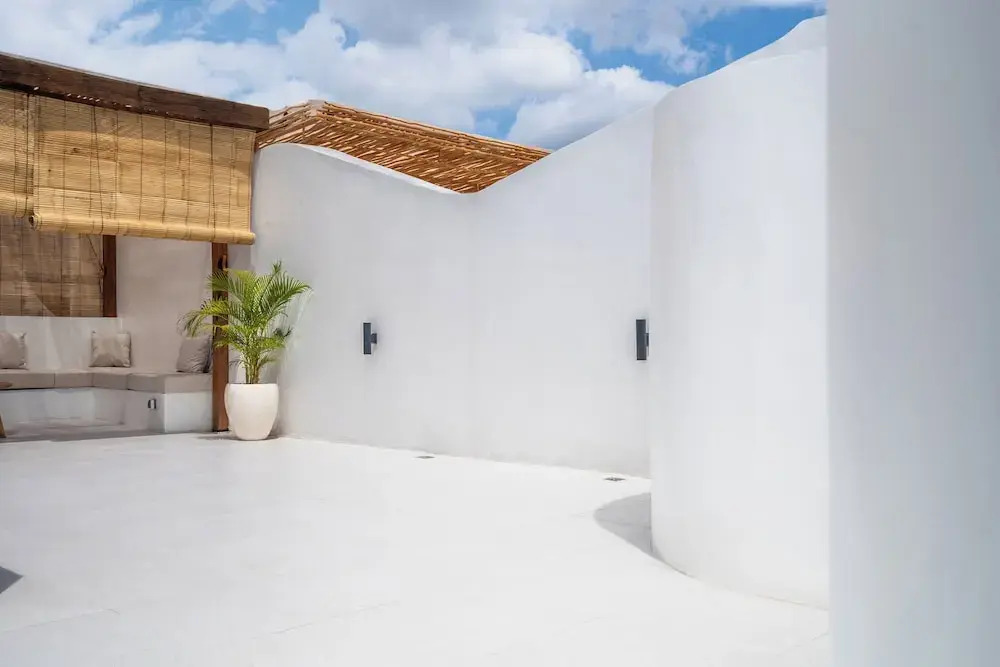 Ocean Castle 2BR Private Pool Rooftop Villa By Bali Bliss Properties